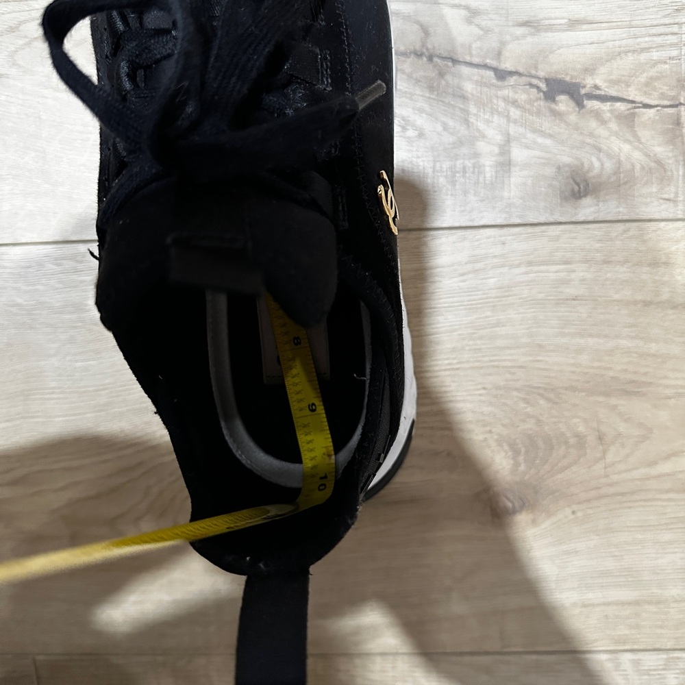 Chanel sneakers, size 38.5 - Picture 11 of 17